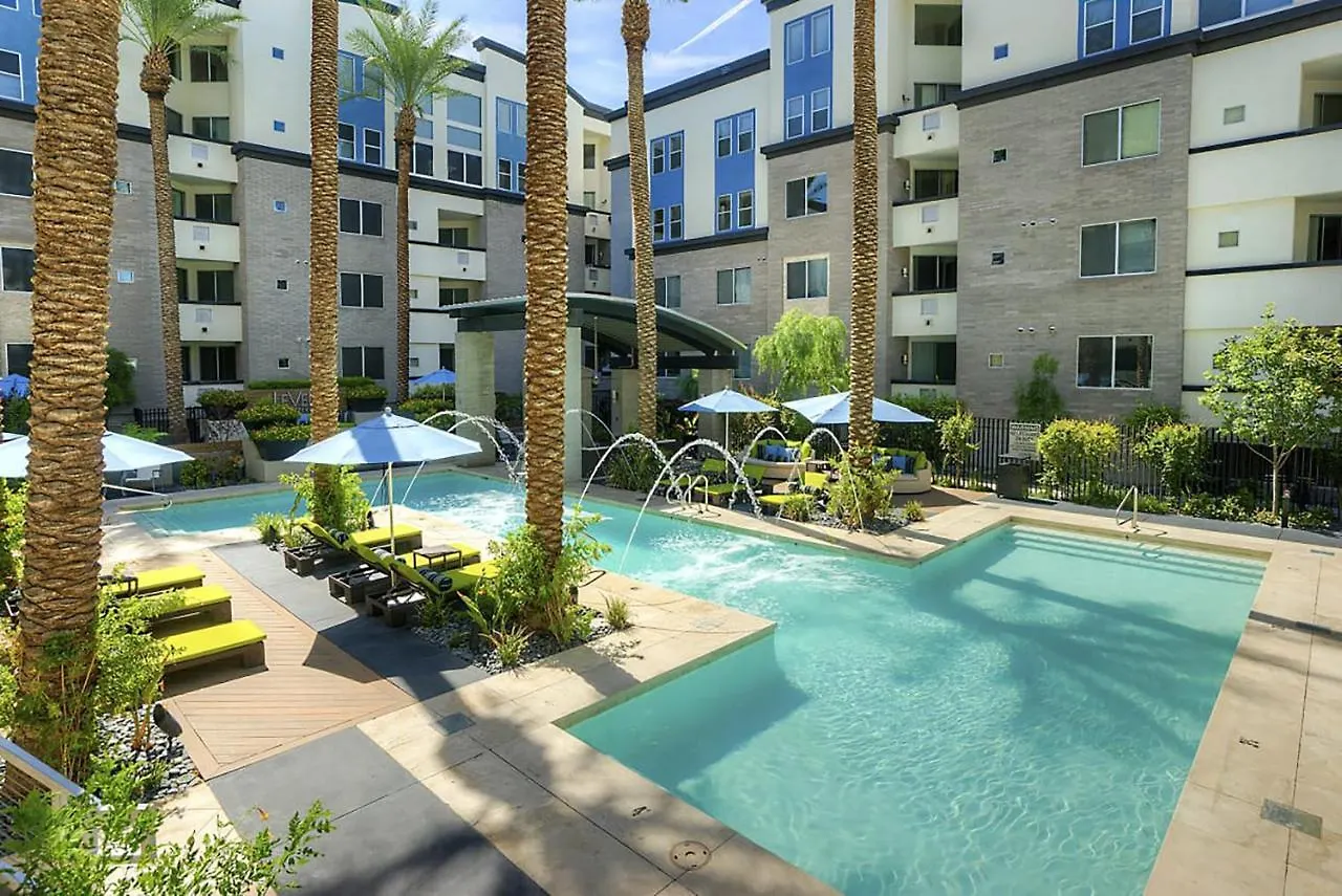 2 Story Loft With Mountain & City Views-King Bed & Parking 4011 Phoenix Holiday home