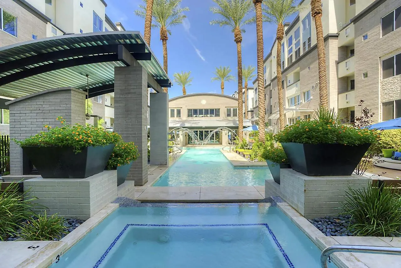 Holiday home 2 Story Loft With Mountain & City Views-King Bed & Parking 4011 Phoenix United States